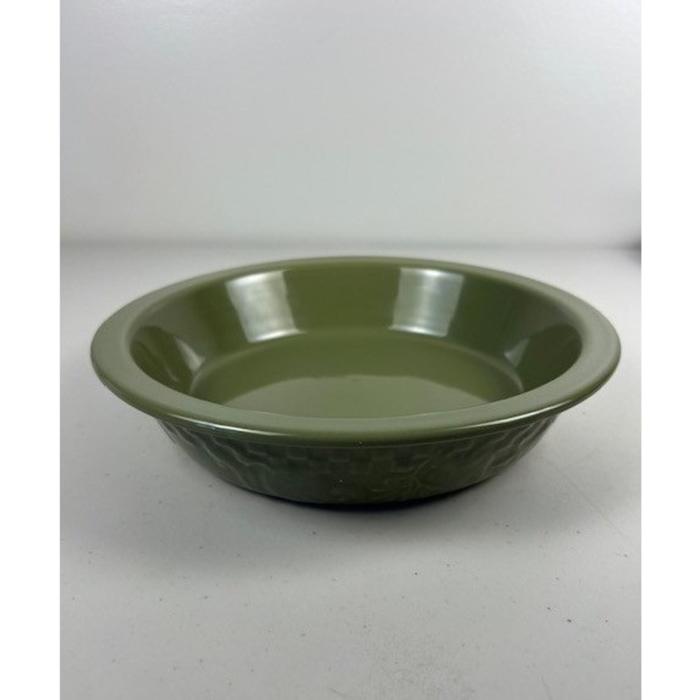 Signature‎ Housewares Olive Green Stoneware Pie Dish 9.5 Inch Embossed Lattice